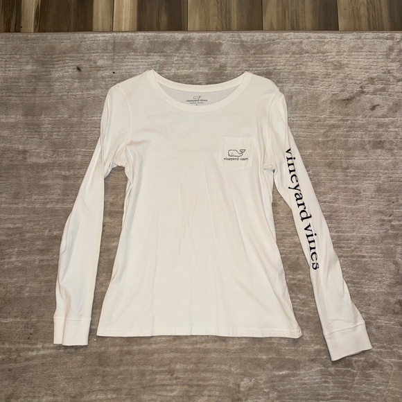 White and Navy Vineyard Vines Long Sleeve - Picture 1 of 2